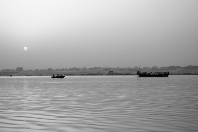 Lever de soleil sur le Gange - Avril 2007 - Benares